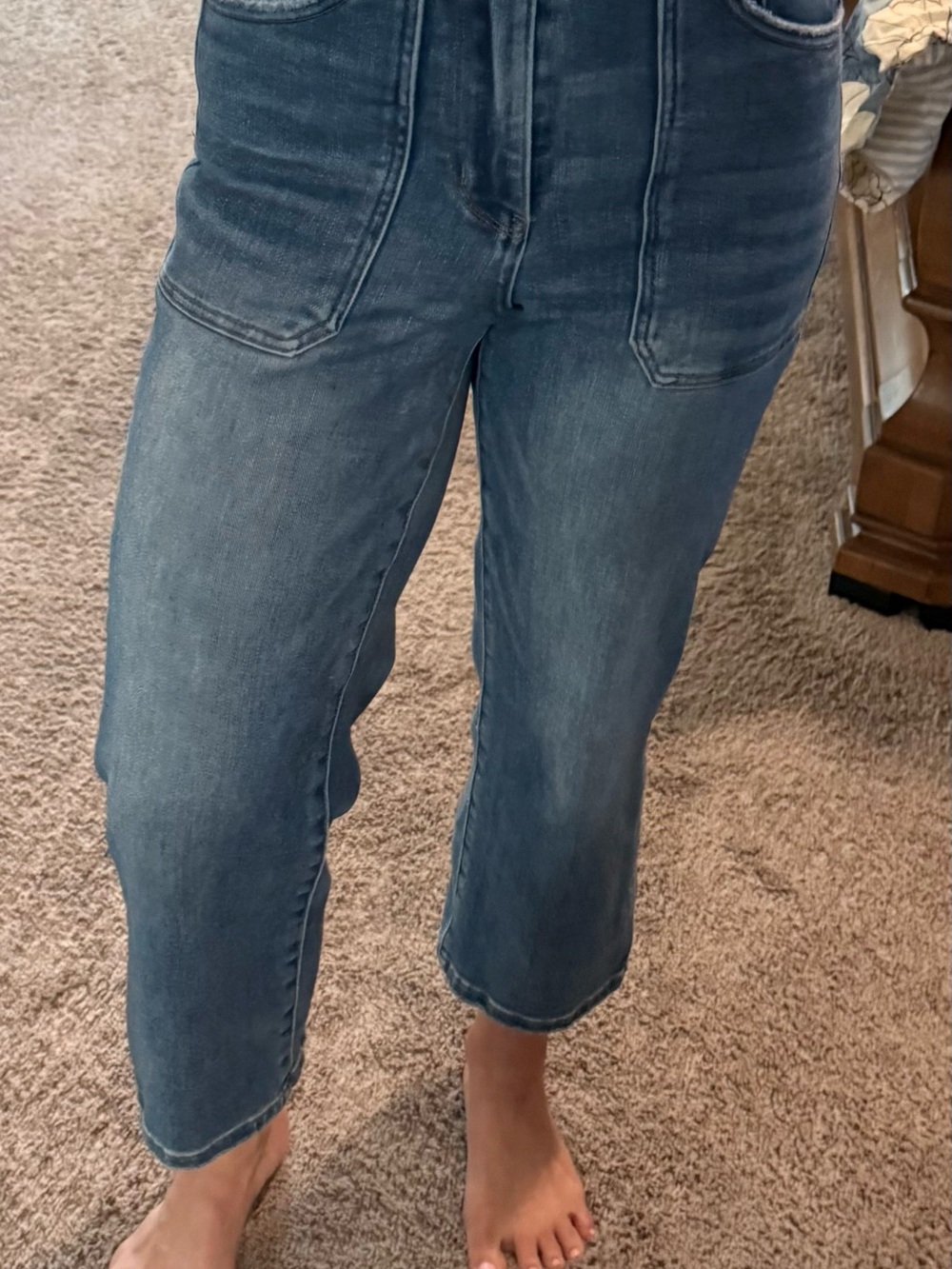 Judy Blue Mid-Rise Cropped Wide Leg Jeans in Washed Blue